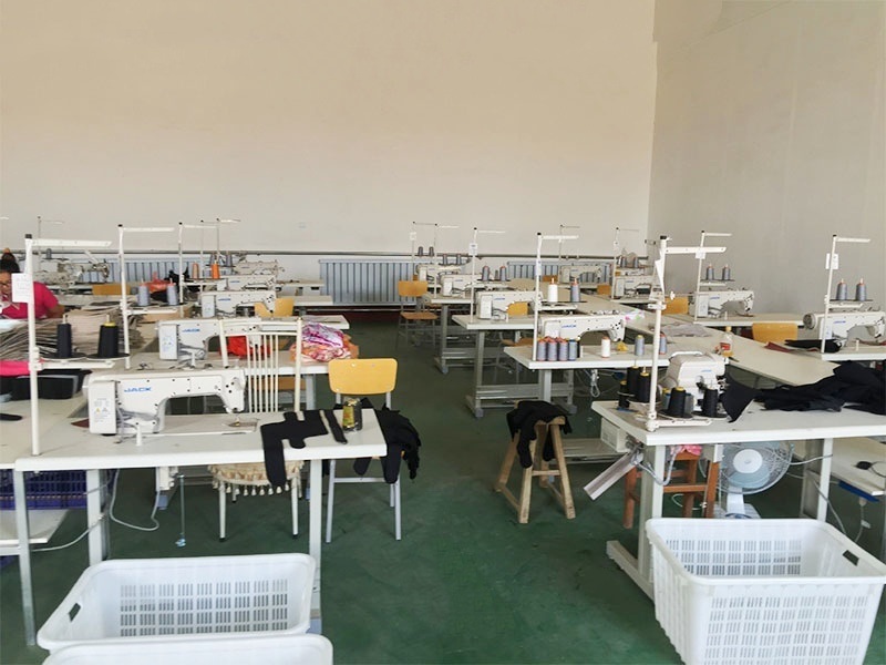 Hebei Zhaoyang Medical Instrument Co., Ltd. 제조업체의 생산 라인